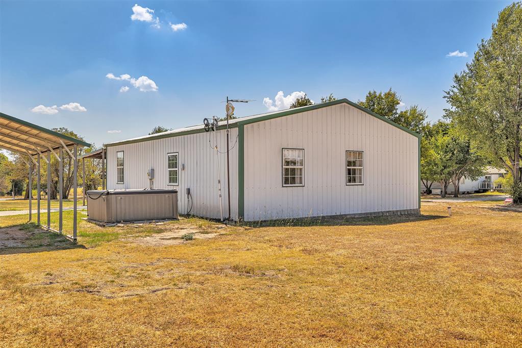 16925 W Wilshire Boulevard Property Photo 23
