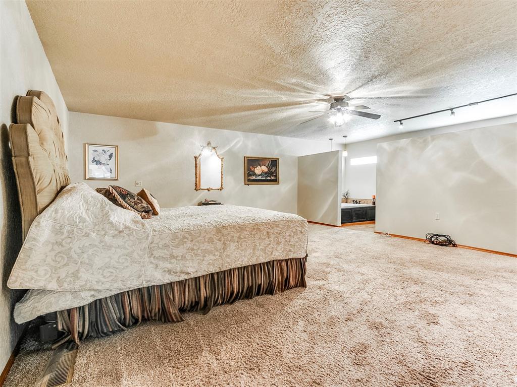 11108 Bluff Creek Drive Property Photo 22