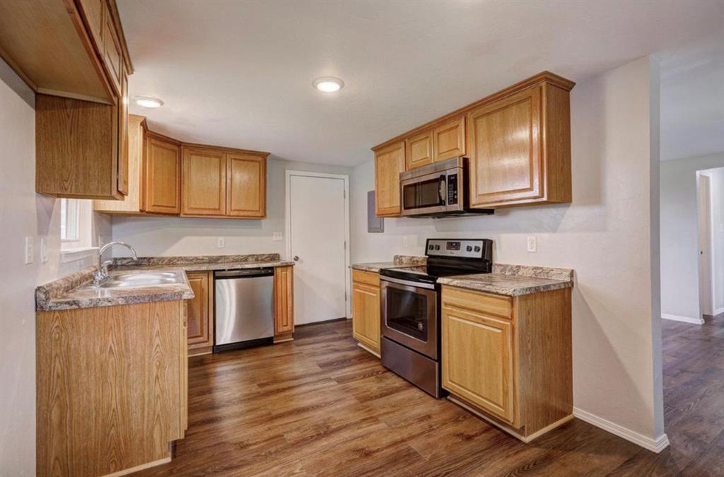 6700 N Coltrane Road Property Photo 7