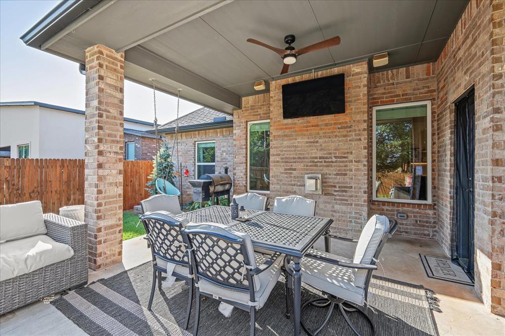 709 E Barajas Terrace Property Photo 42