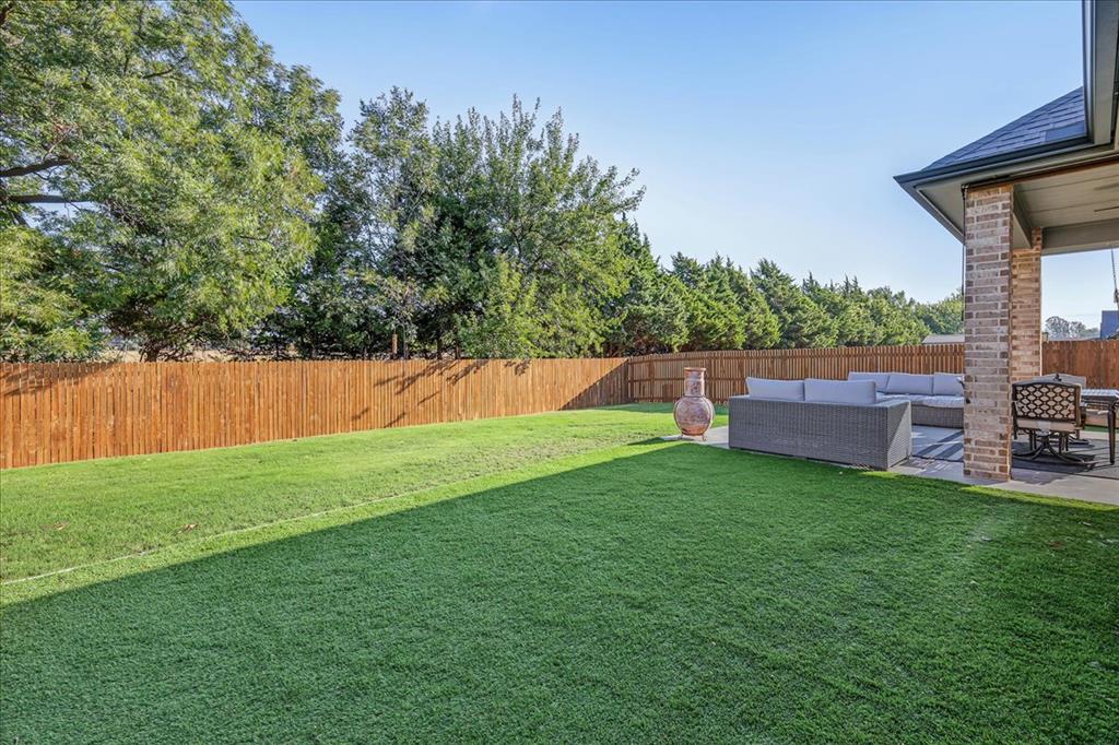709 E Barajas Terrace Property Photo 46