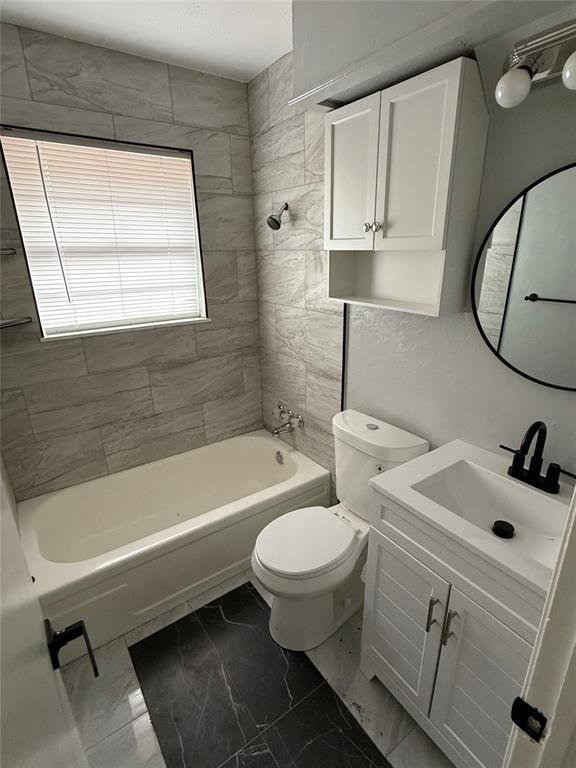 665 Nw 15th Street Property Photo 12