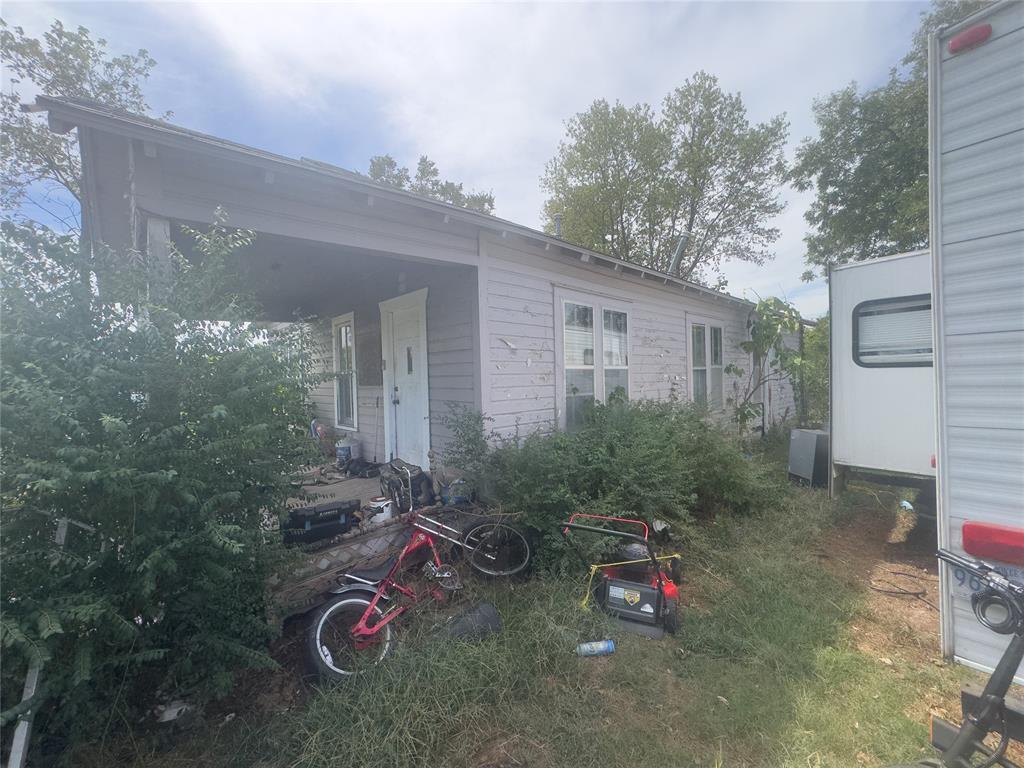 301 S 5th Street Property Photo 1