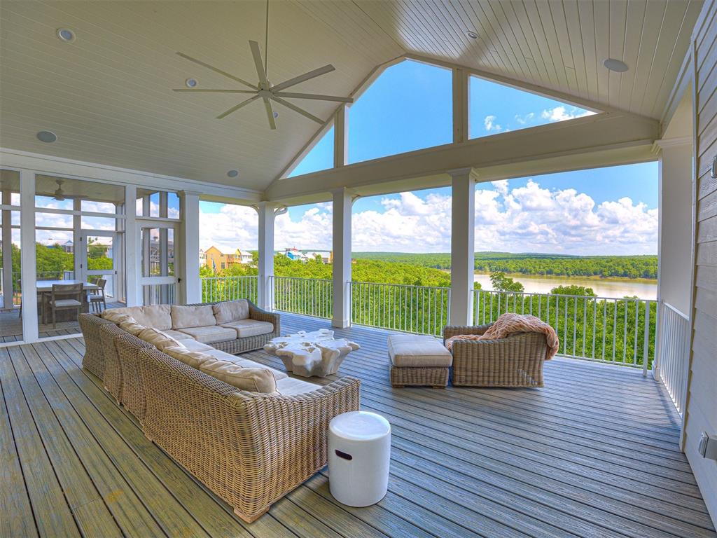 102 Lower Greenway Property Photo 3