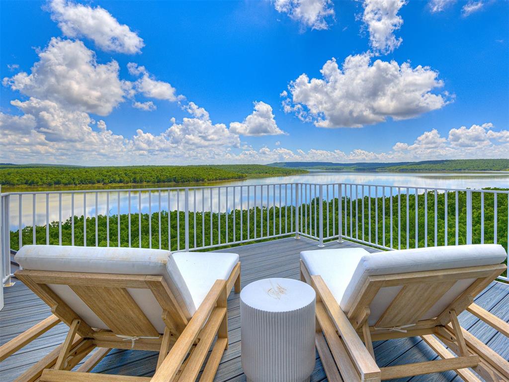 102 Lower Greenway Property Photo 4
