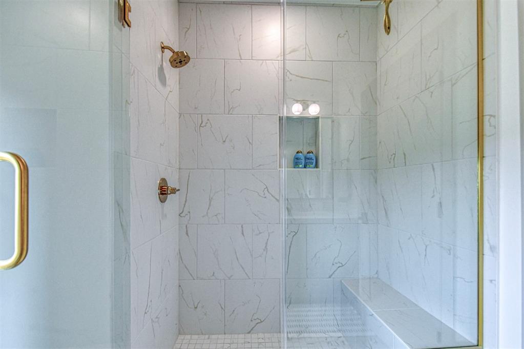 18457 Sweetwater Lane Property Photo 38