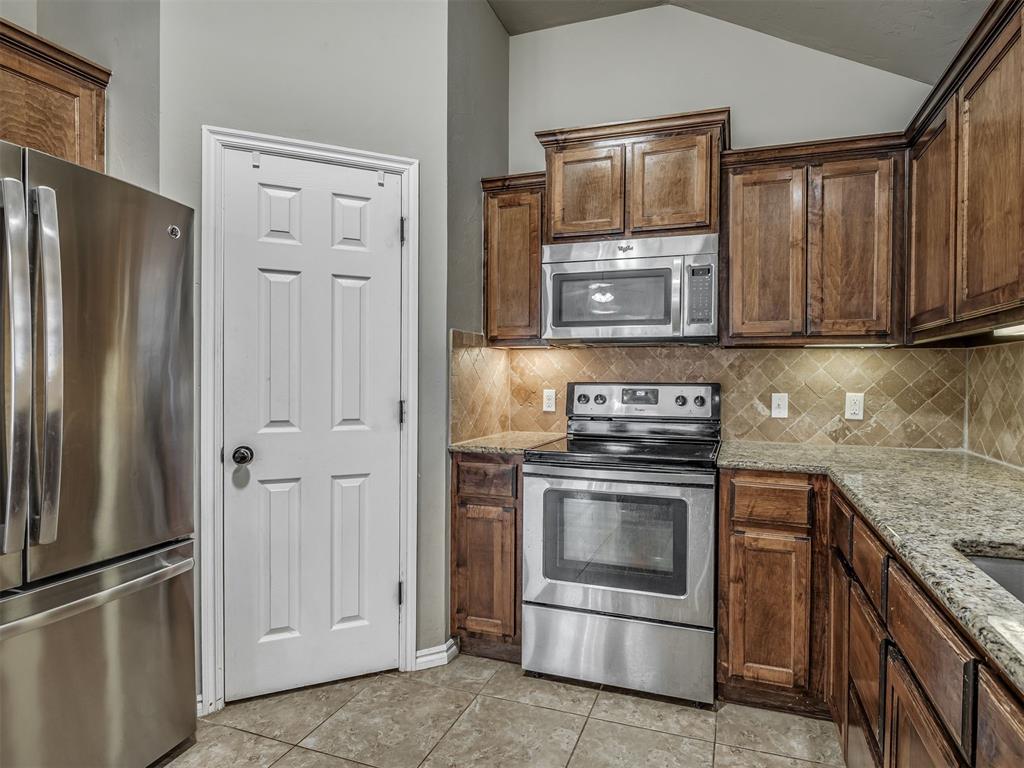 604 Sw 44th Street Property Photo 13