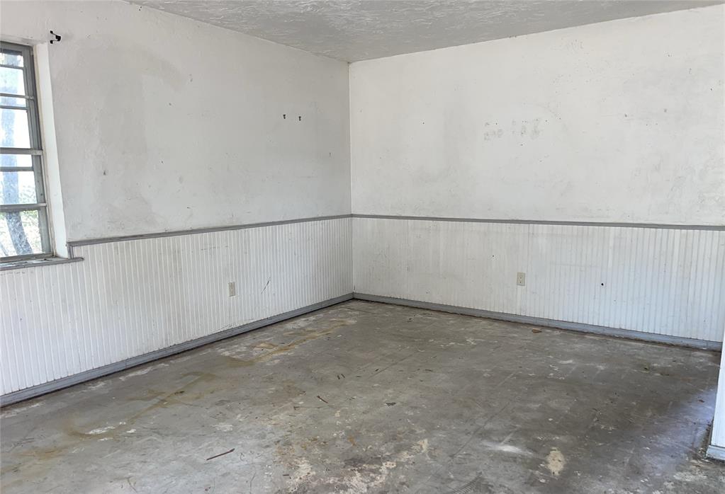 1811 Lewis Avenue Property Photo 7