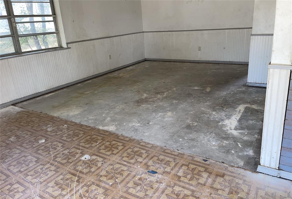 1811 Lewis Avenue Property Photo 10