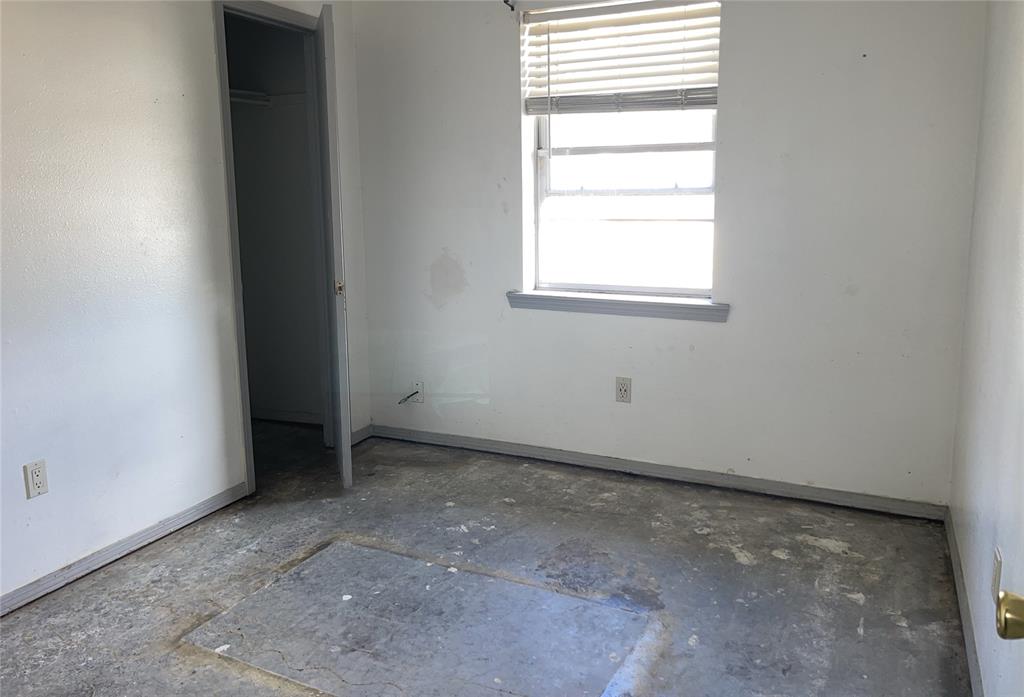 1811 Lewis Avenue Property Photo 13