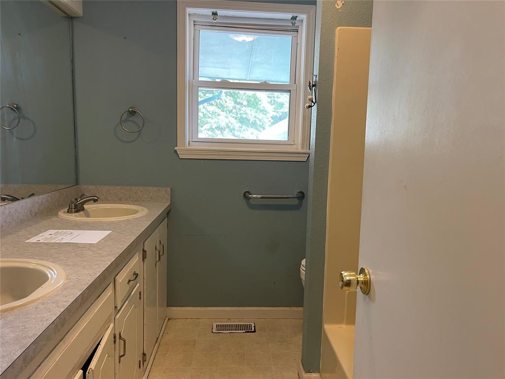 3513 Elizabeth Street Property Photo 10