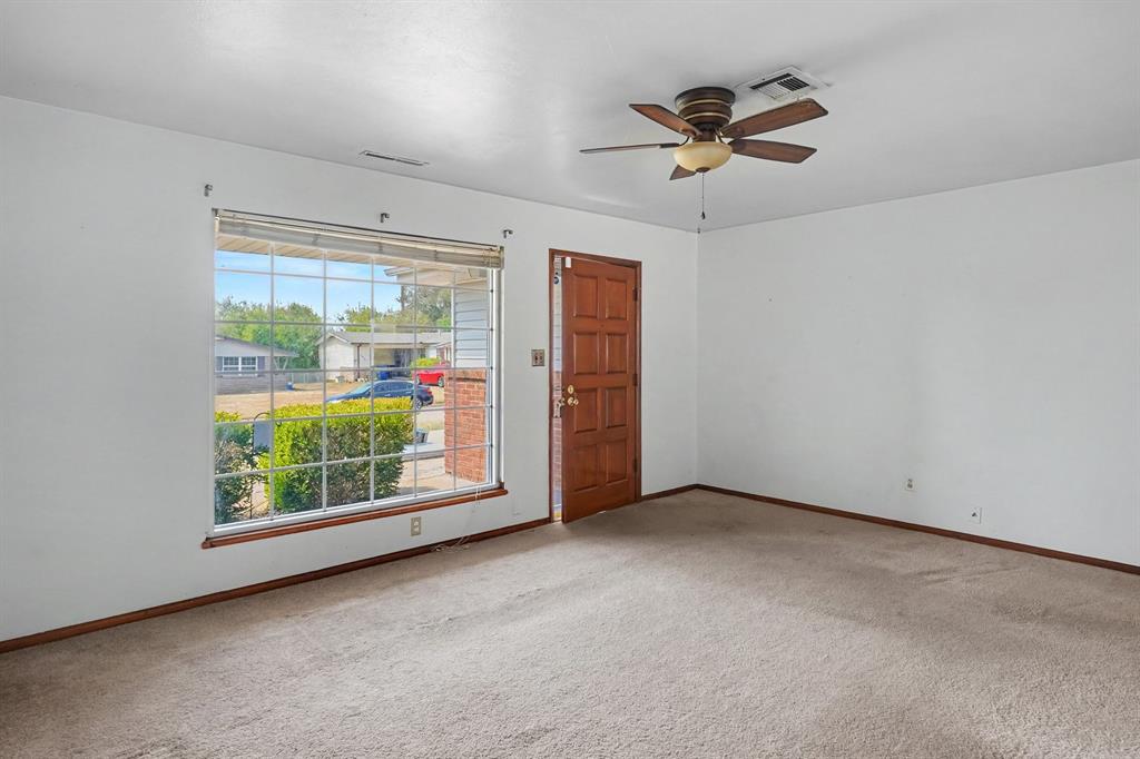 1616 Melody Drive Property Photo 2