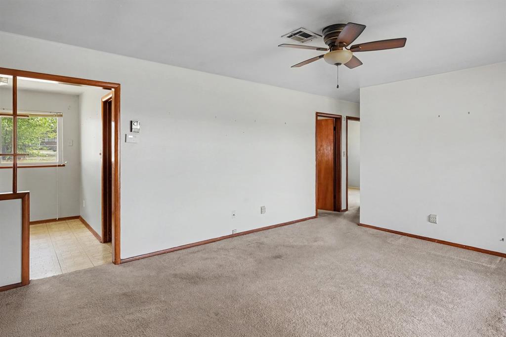 1616 Melody Drive Property Photo 3