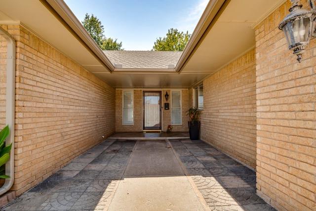 1328 Lowrie Lane Property Photo 3