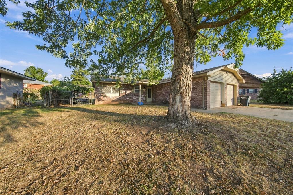 113 Hardesty Drive Property Photo 2