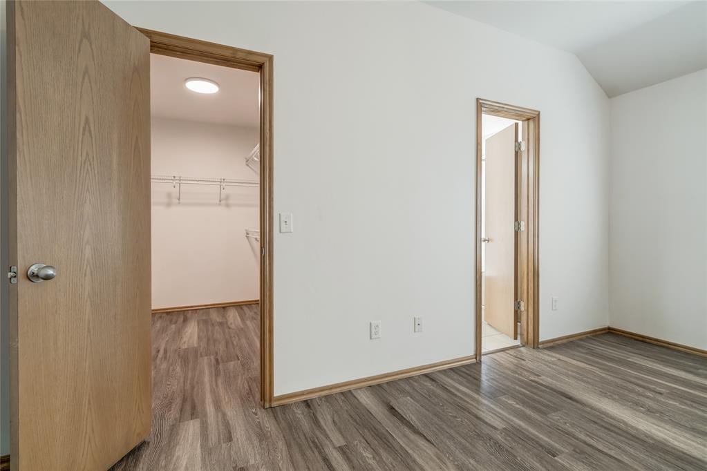 17633 Cobalt Avenue Property Photo 20