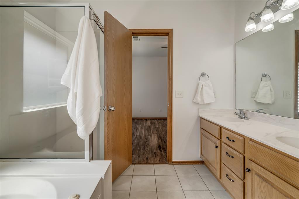 17633 Cobalt Avenue Property Photo 26