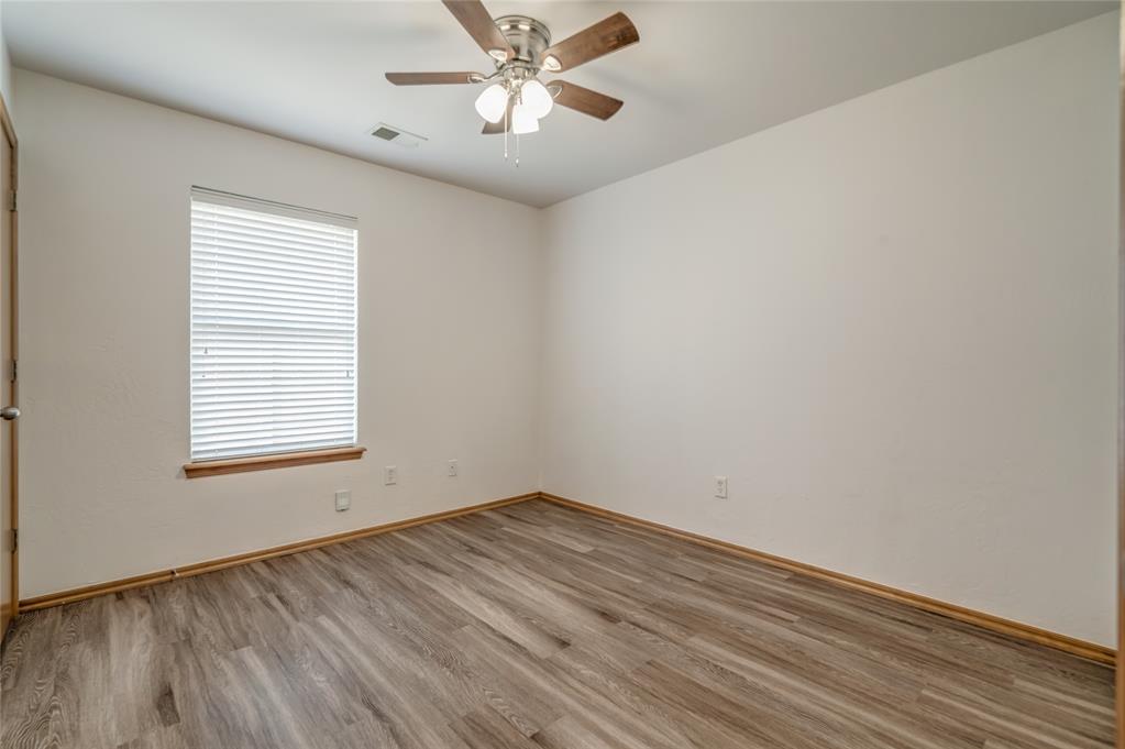 17633 Cobalt Avenue Property Photo 31