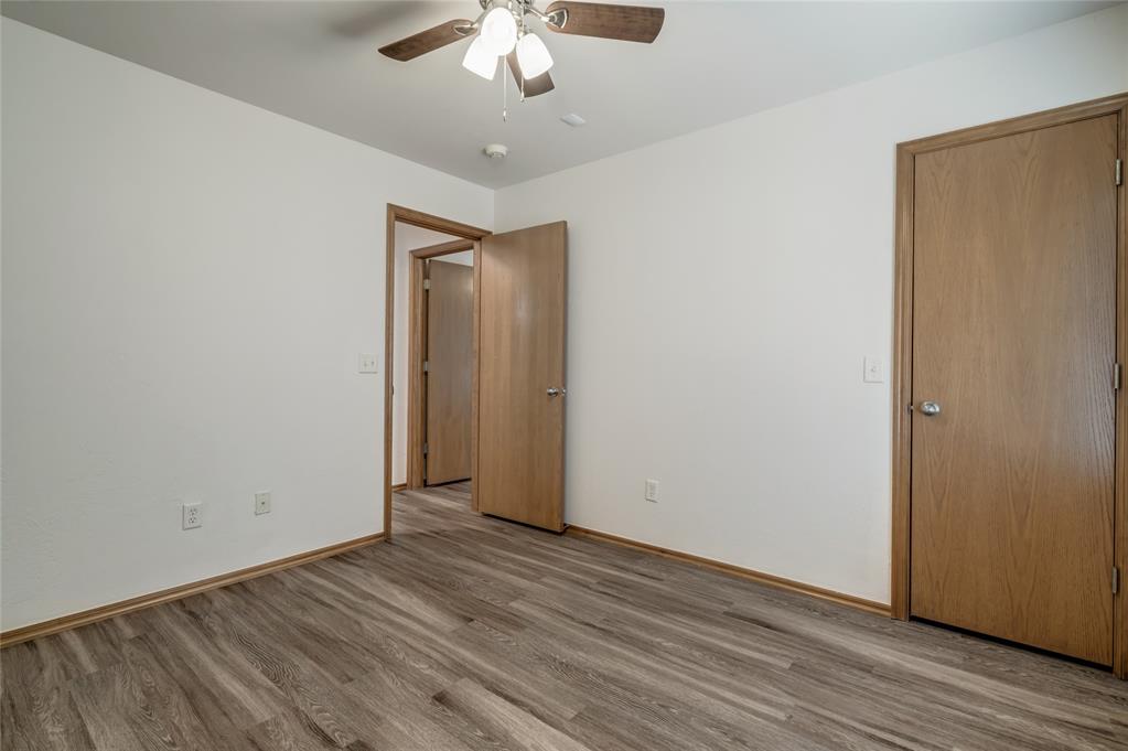 17633 Cobalt Avenue Property Photo 32