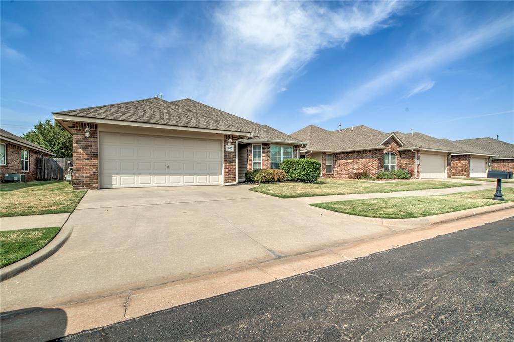 17633 Cobalt Avenue Property Photo 44