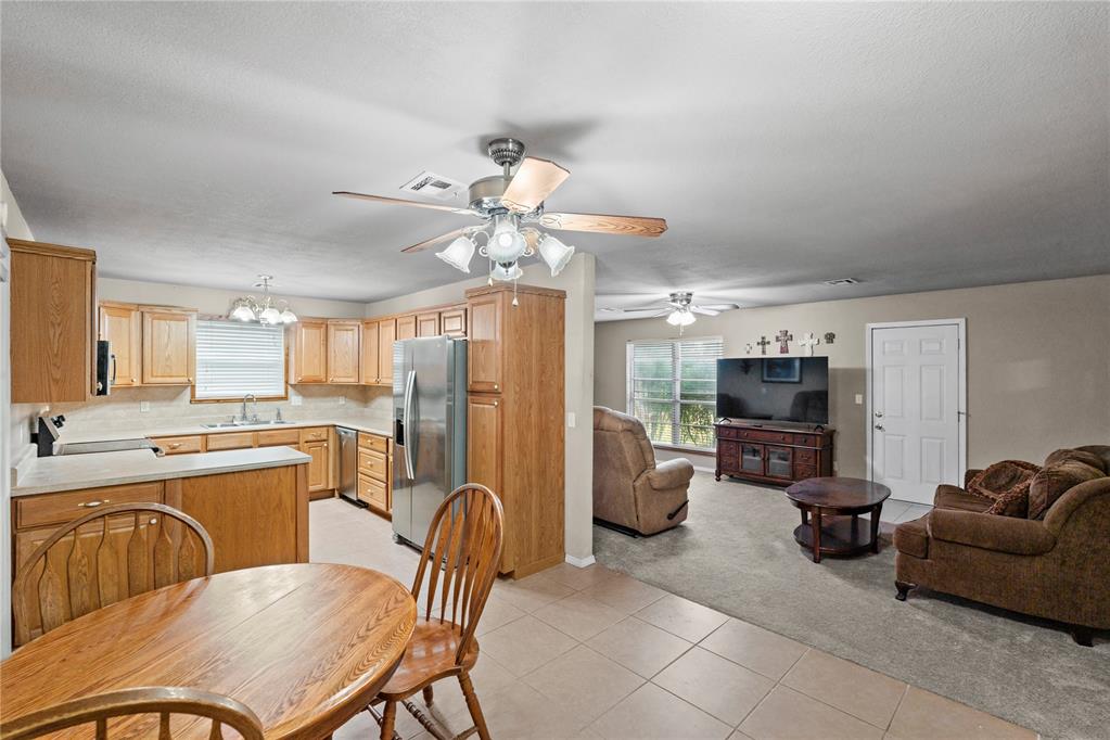 926 S Highland Drive Property Photo 1