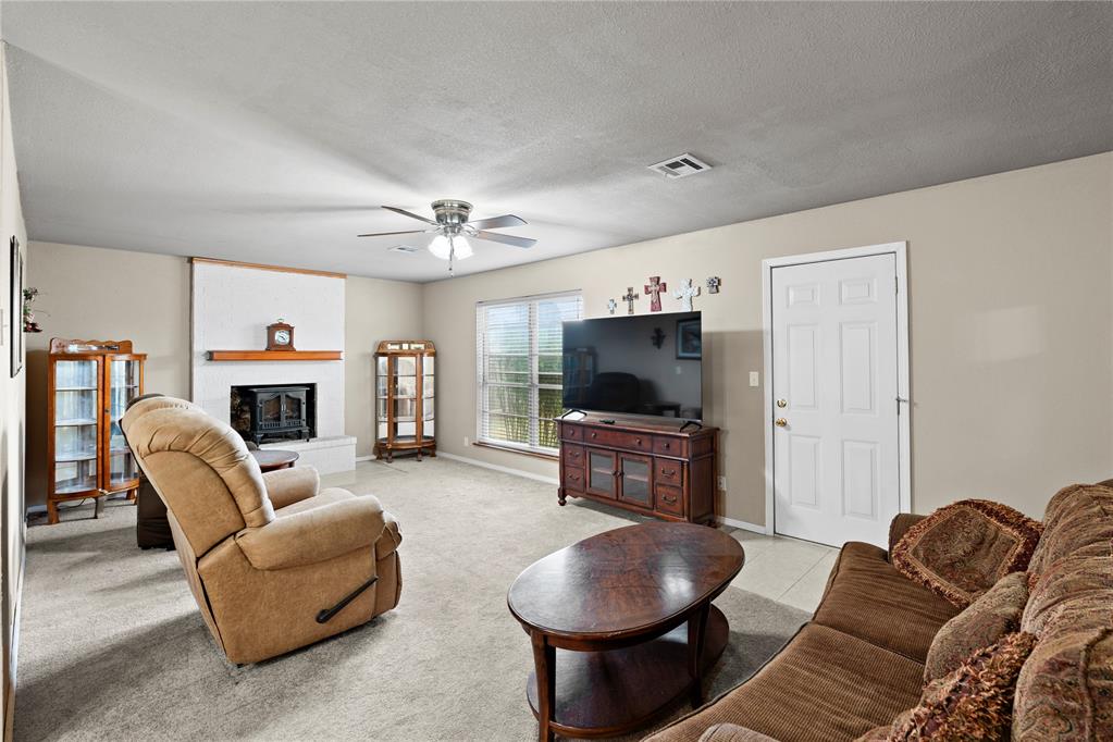 926 S Highland Drive Property Photo 11