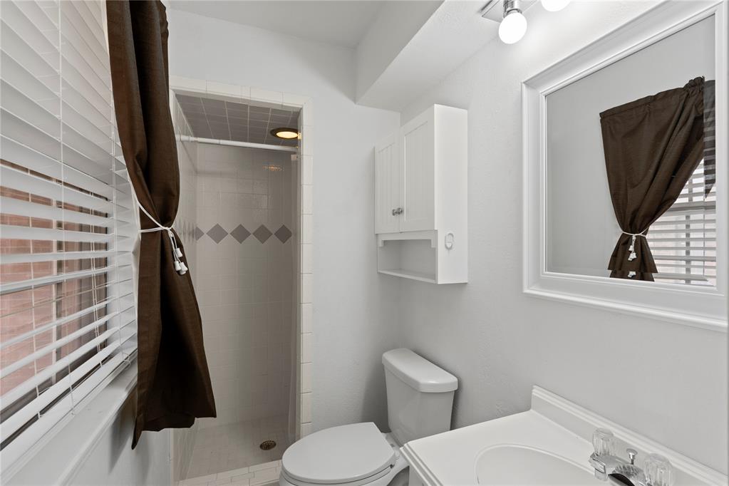 926 S Highland Drive Property Photo 18
