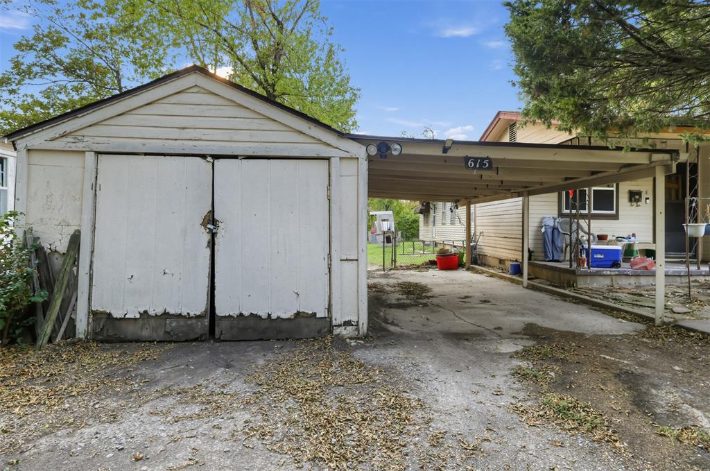 615 S 26th Street Property Photo 4
