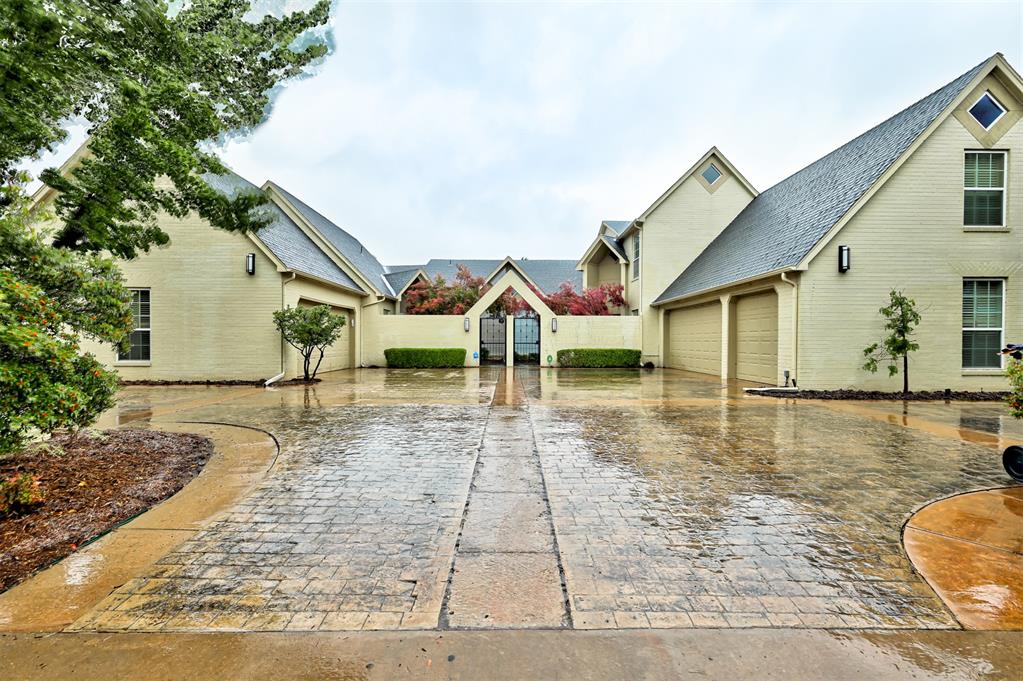 1500 Duffner Drive Property Photo 3