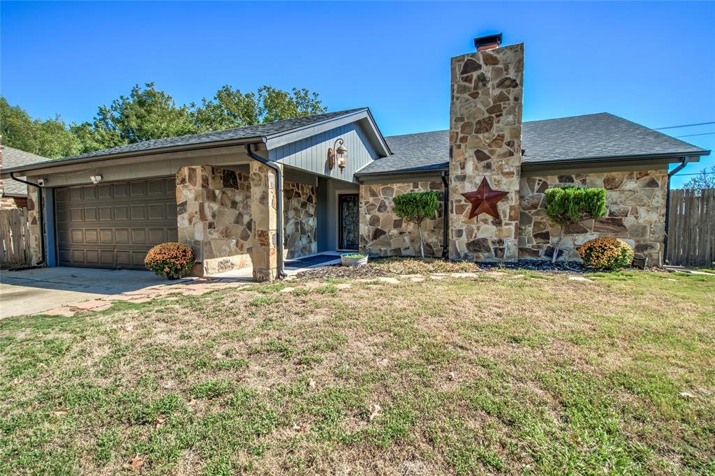 10008 Albert Lane Property Photo 1