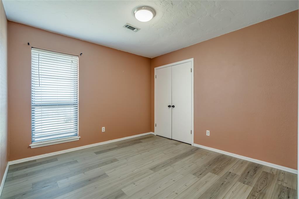 10008 Albert Lane Property Photo 27