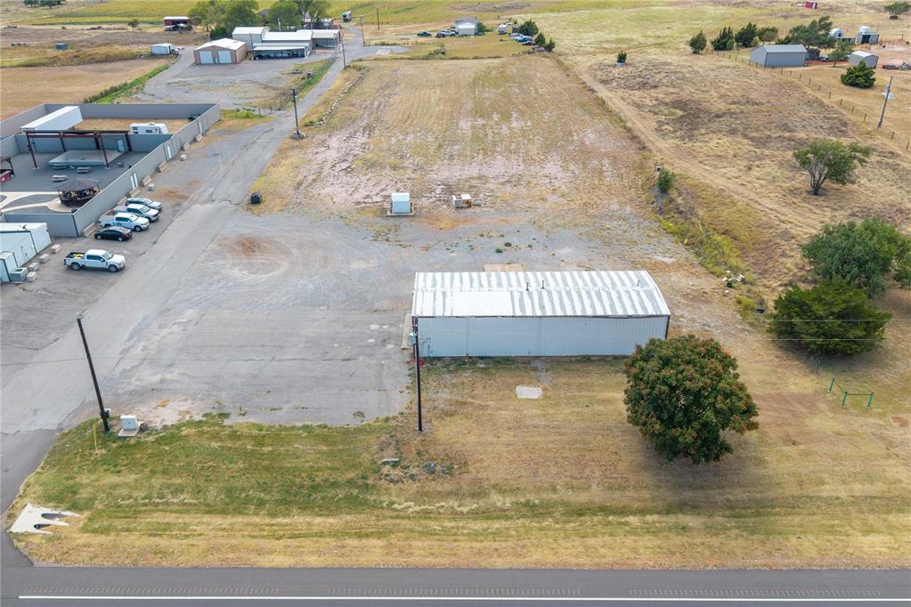 23999 E 1013 Road Property Photo 3