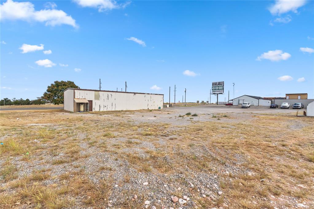 23999 E 1013 Road Property Photo 7