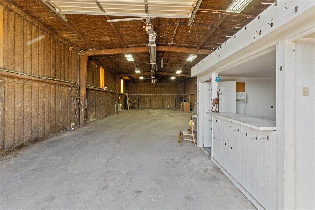 23999 E 1013 Road Property Photo 10