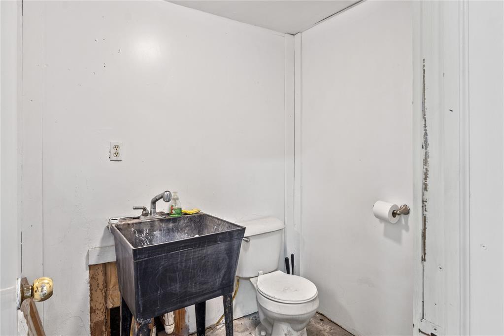 23999 E 1013 Road Property Photo 14