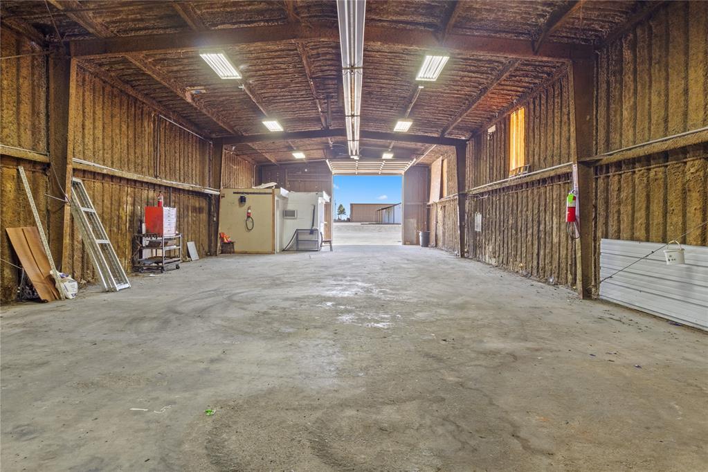 23999 E 1013 Road Property Photo 16