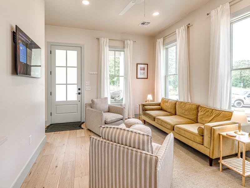66 Hill Street Property Photo 3
