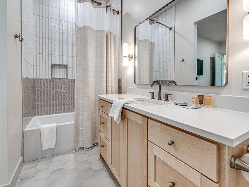 66 Hill Street Property Photo 13