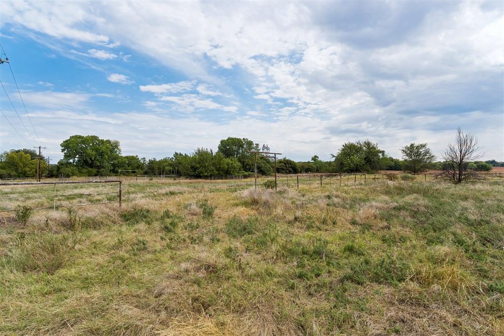 1515 N 14th Street Property Photo 2