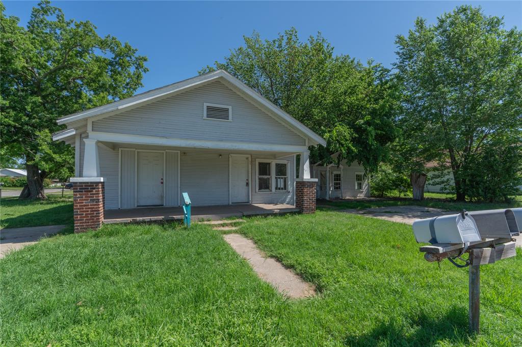 820 W Highland Street Property Photo 1
