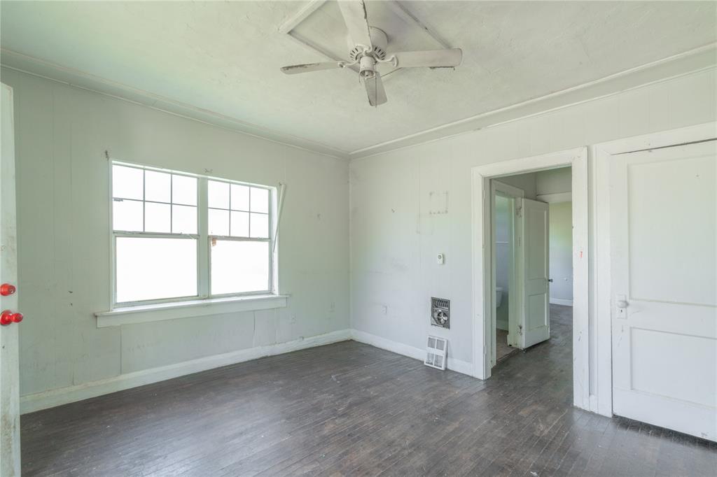 820 W Highland Street Property Photo 3