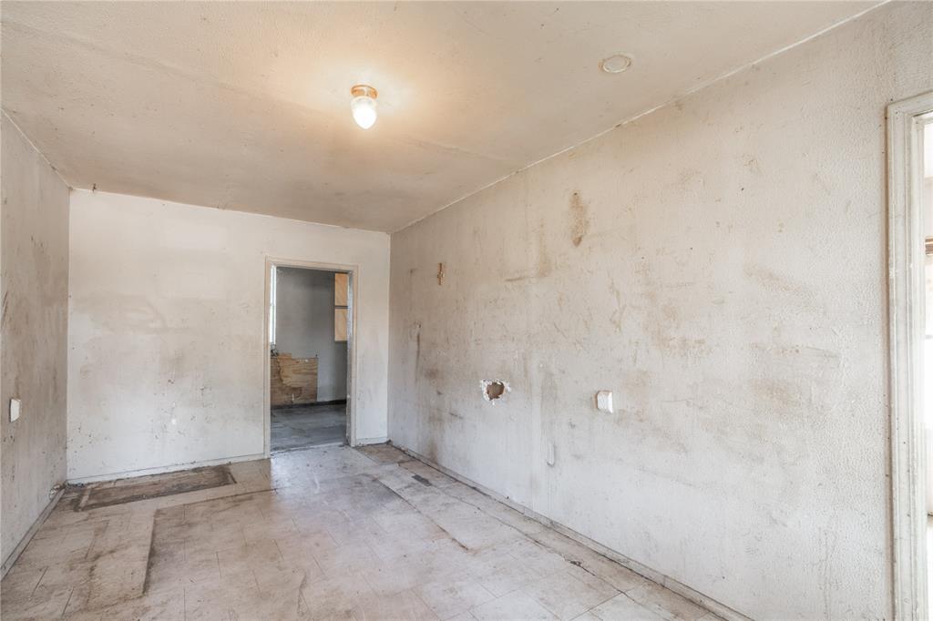 820 W Highland Street Property Photo 12