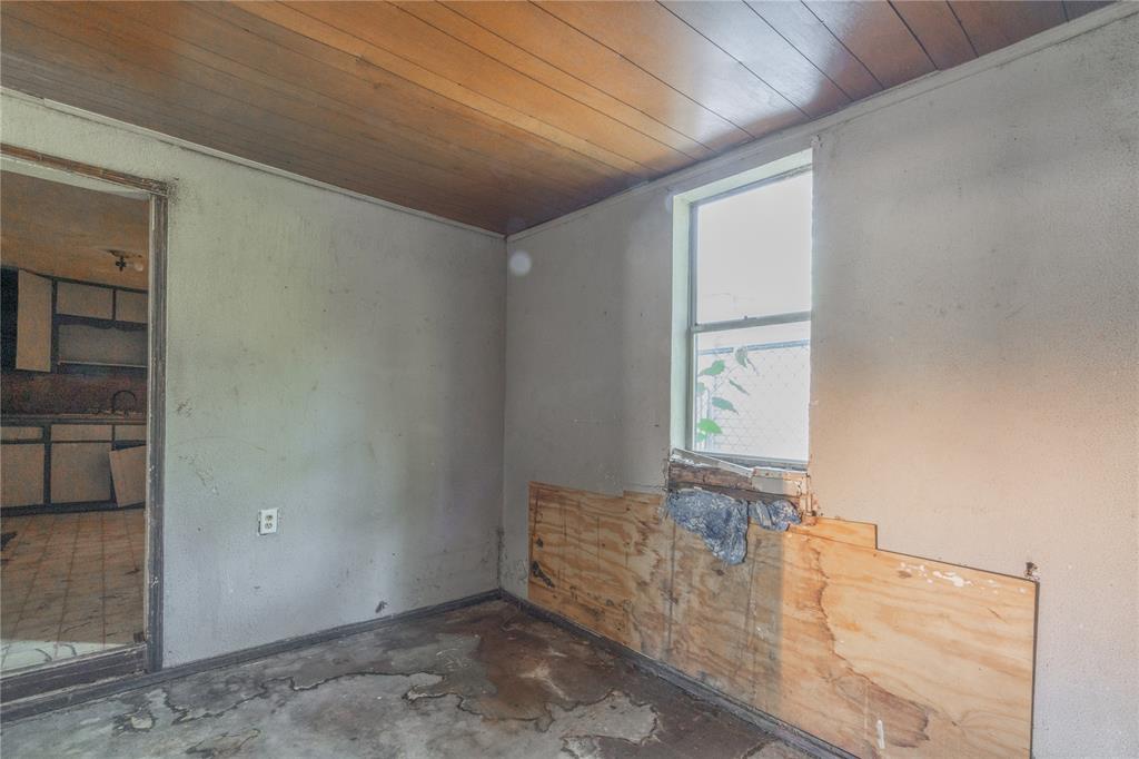 820 W Highland Street Property Photo 14