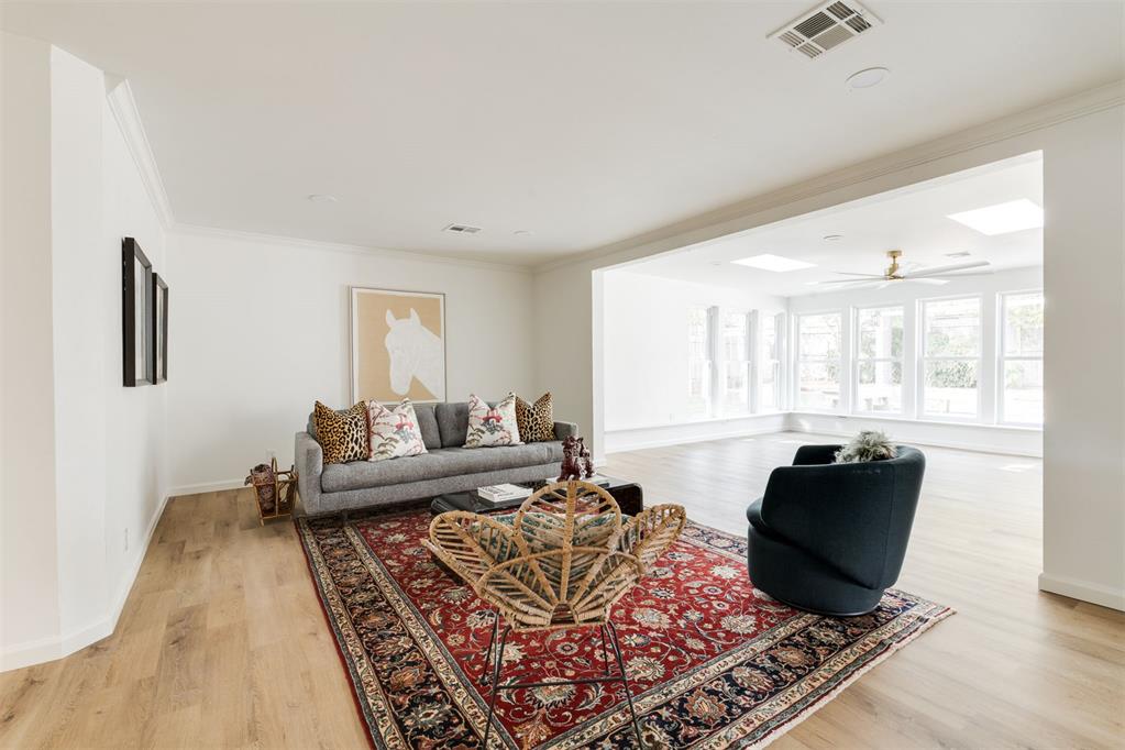 5119 N Miller Place Property Photo 3