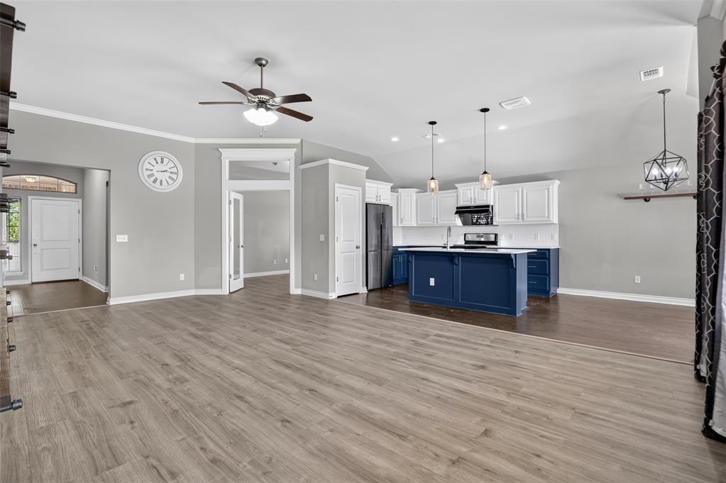 10408 Nw 35th Street Property Photo 5