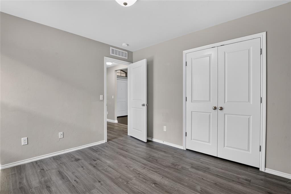 10408 Nw 35th Street Property Photo 23