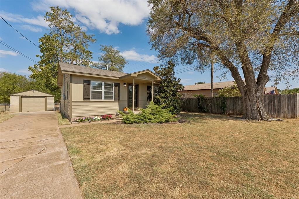 9219 Ne 13th Street Property Photo 4