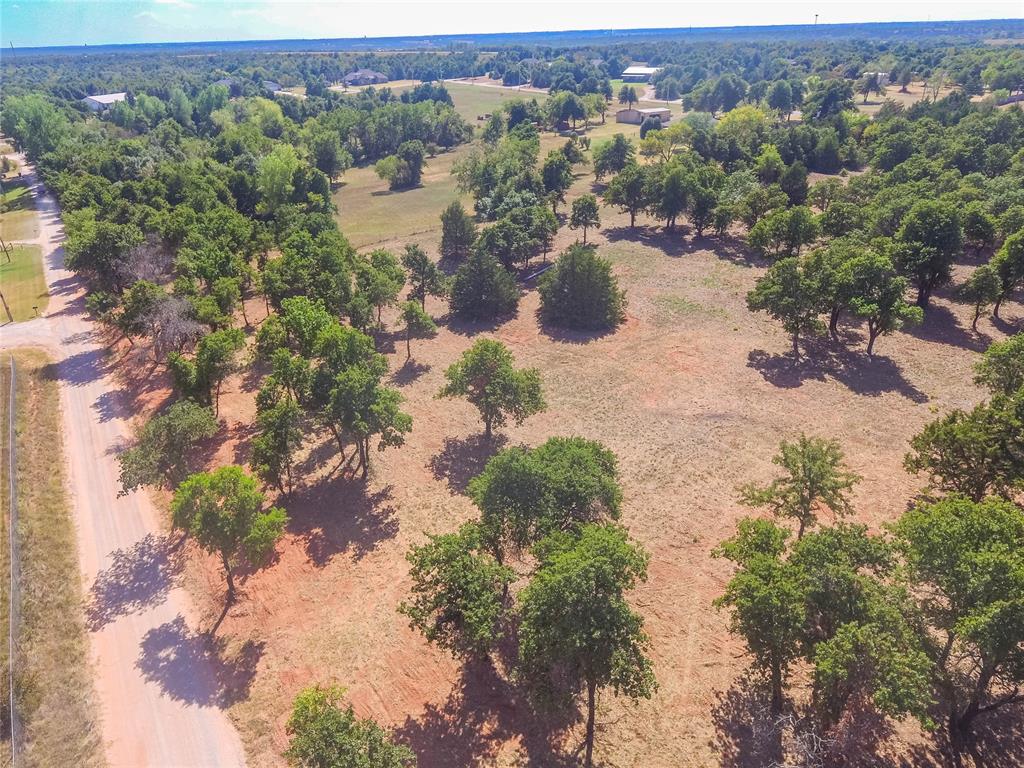 24 Sw Harryman Road Property Photo 4