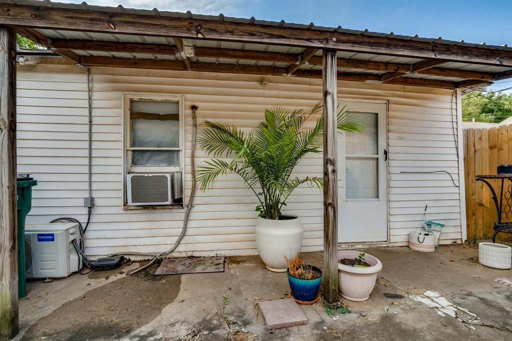 1132 Nw 28th Street Property Photo 24