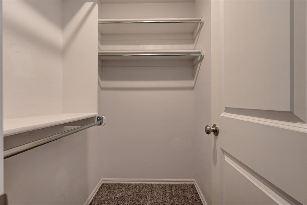3717 Central Park Drive Property Photo 24